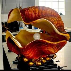 Antique clam shell lamp